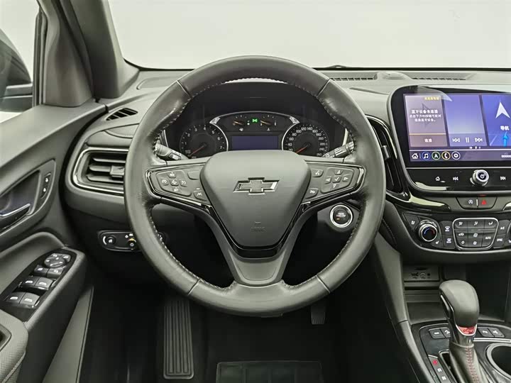 Chevrolet Equinox — фото 11