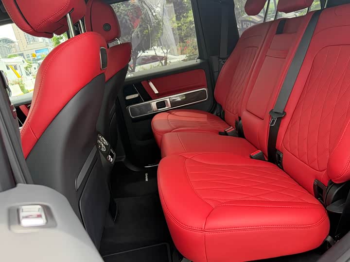 Mercedes-Benz G-Class 2023 AMG G 63 — фото 5