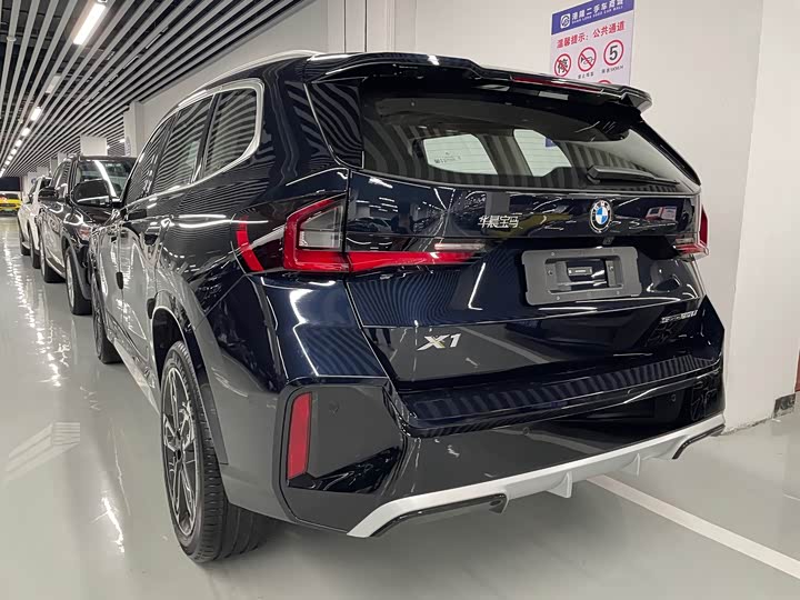 BMW X1 sDrive25Li M спортпакет — фото 14