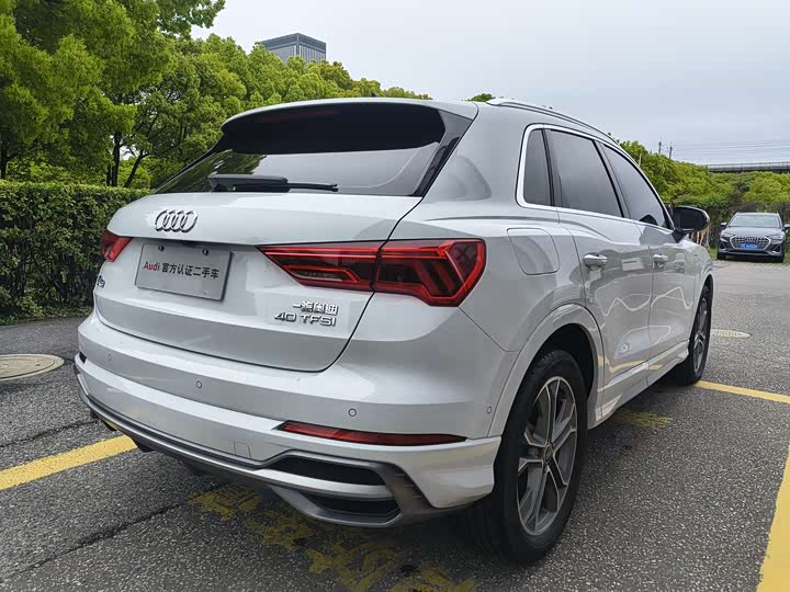 Audi Q3 2023 40 TFSI — фото 10