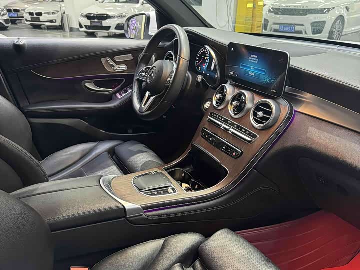 Mercedes-Benz GLC 2022 GLC 300 L 4 MATIC Luxury — фото 5