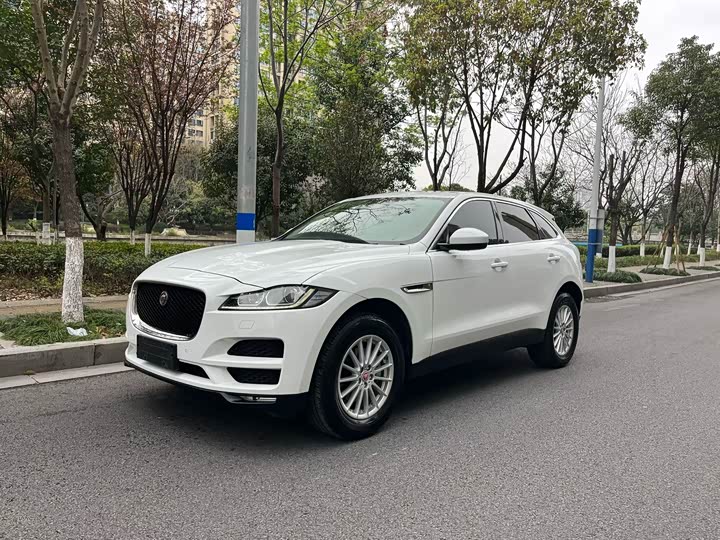 Jaguar F-PACE 2019 2.0 T 4 WD — фото 1