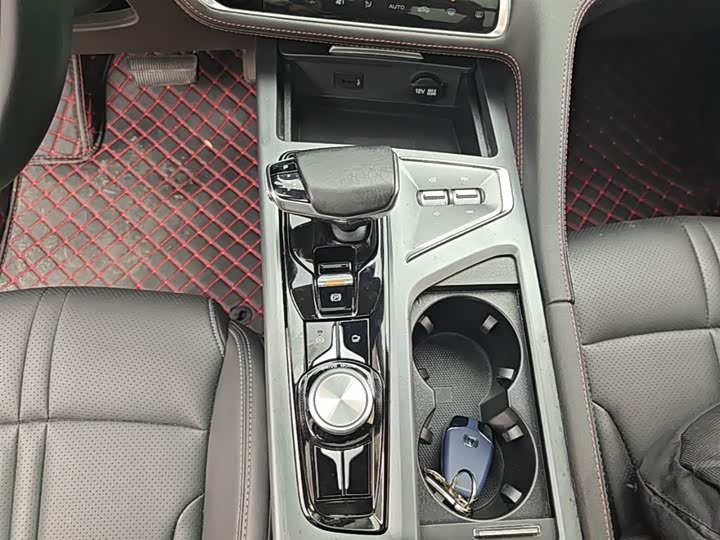 Changan CS75 PLUS 2022 1.5 T ATPremium — фото 14