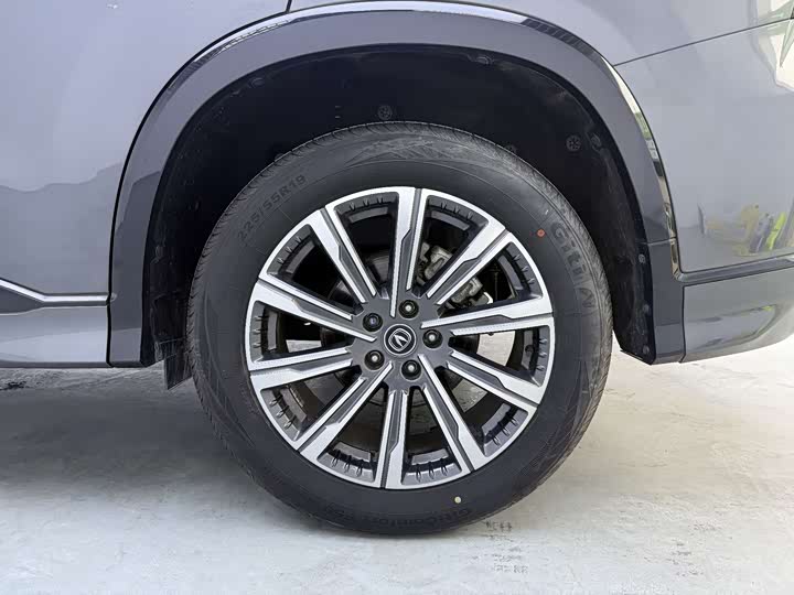 Changan CS75 PLUS 2023 1.5 T ATPremium — фото 18