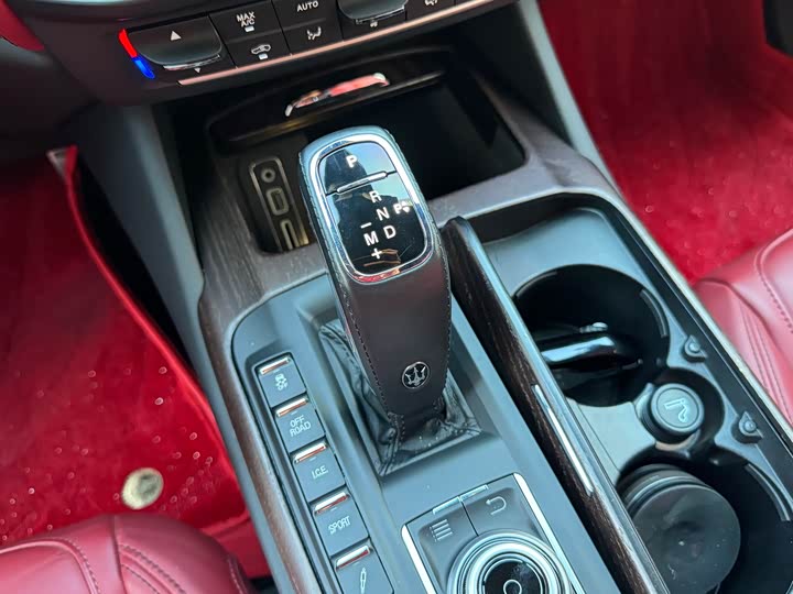 Maserati Levante 2022 3.0 T Modena — фото 16
