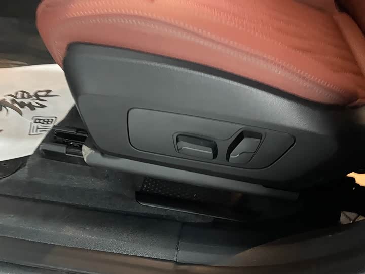 BMW X1 sDrive25Li M спортпакет — фото 4