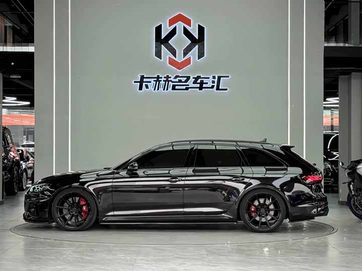 Audi RS4 2024 RS 4 Avant — фото 5