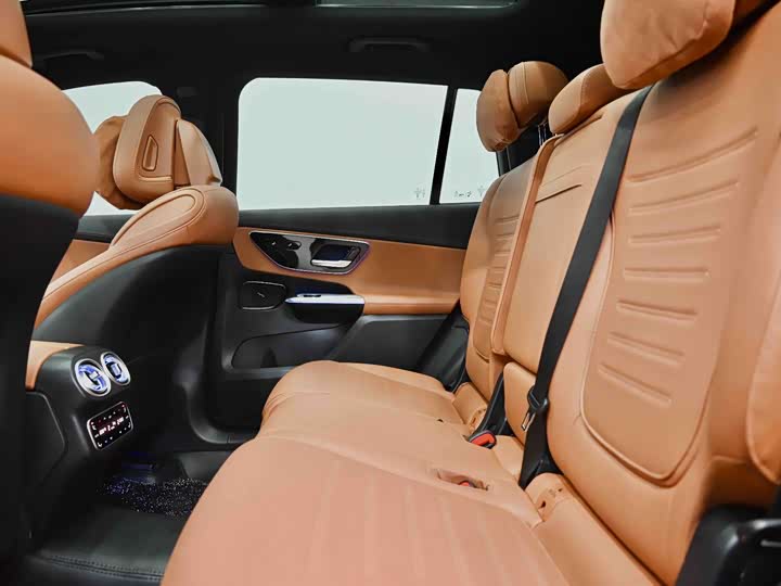 Mercedes-Benz GLC 2023 GLC 300 L 4 MATIC 7 — фото 31