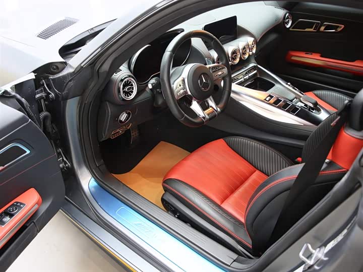 Mercedes-Benz AMG 2019 AMG GT — фото 6