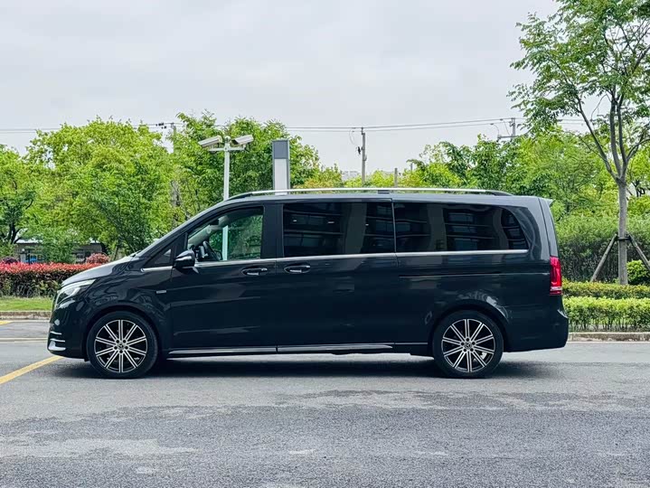 Mercedes-Benz V-Class 2021 V 260 L — фото 4