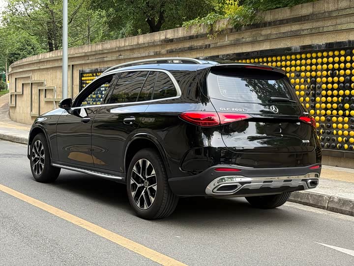 Mercedes-Benz GLC 2023 GLC 260 L 4 MATIC Luxury 7 — фото 16