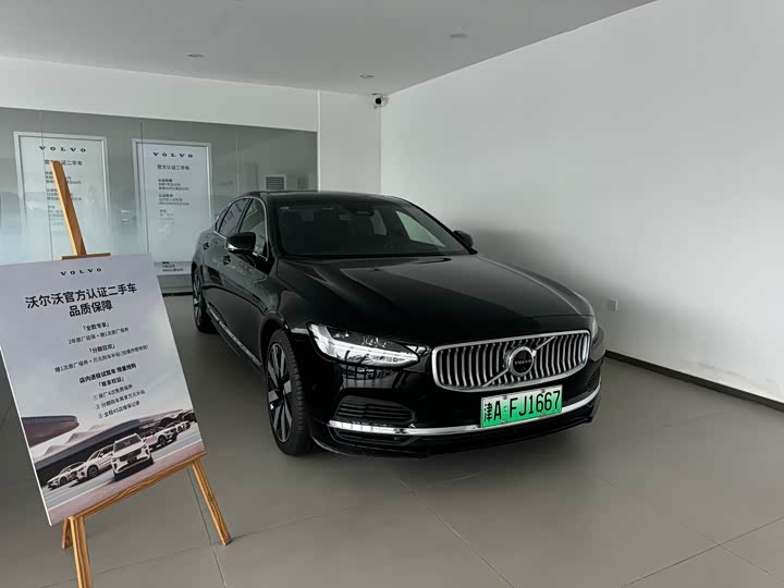 Volvo S90 Hybrid 2025 Hybrid 4 WD — фото 3