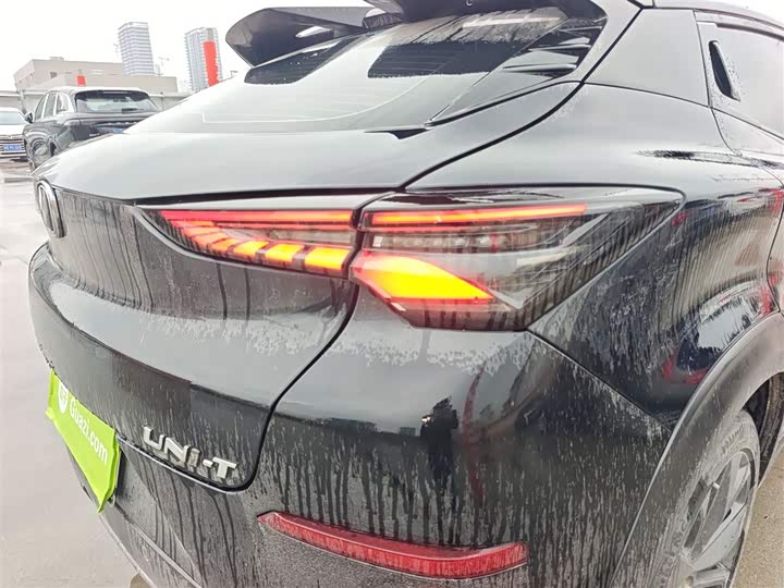 Changan UNI-T 2020 1.5 T Premium — фото 8
