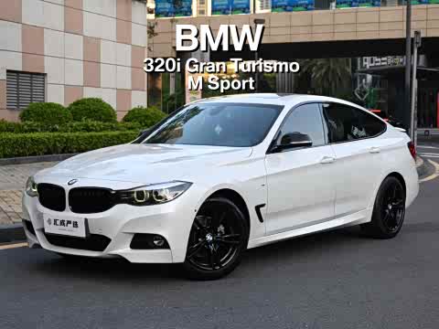 BMW 3-Series 2020 320i M — фото 29