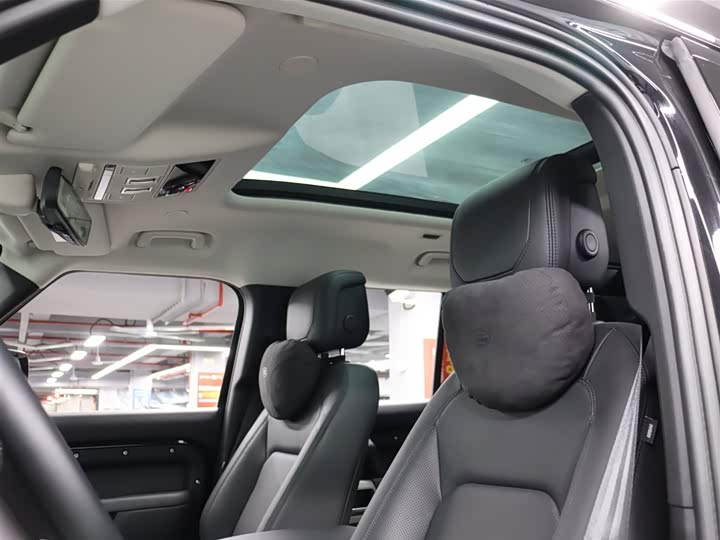 Land Rover Defender — фото 10