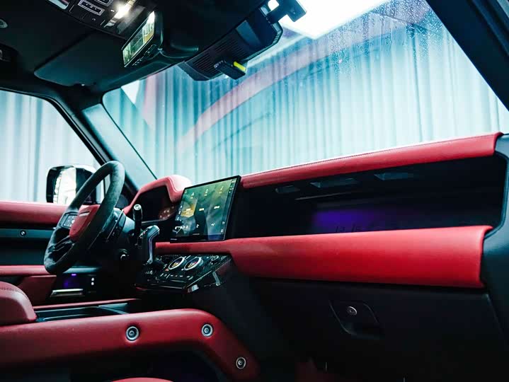 Land Rover Defender — фото 13