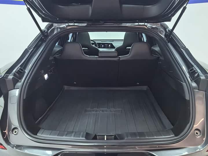 Changan UNI-T 2022 1.5 T Premium — фото 4