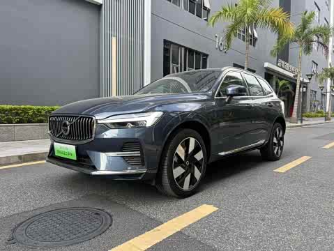 Volvo XC60 Hybrid 2025 Hybrid 4 WD — фото 14