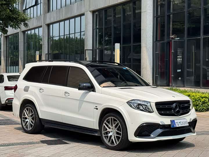 Mercedes-Benz GLS 2017 AMG GLS 63 4 MATIC — фото 3
