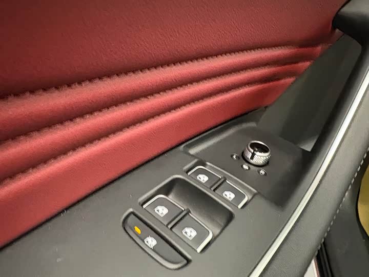 Hongqi HS5 2025 2.0 T 2 WD Pro — фото 9