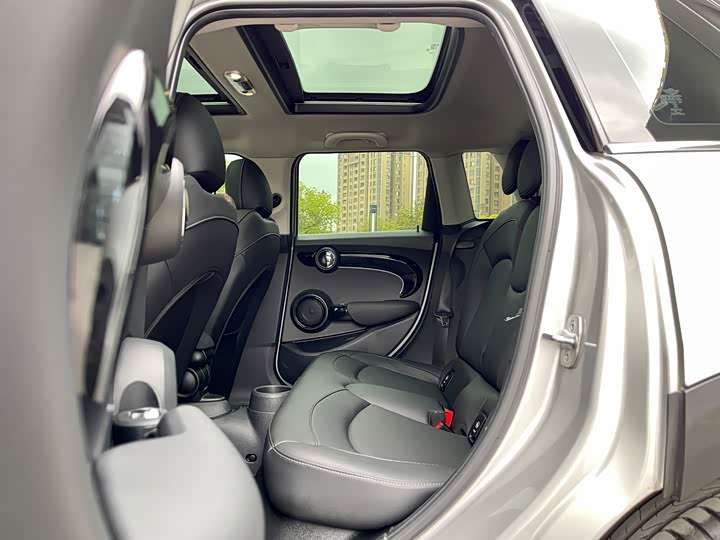 MINI Hatch — фото 11