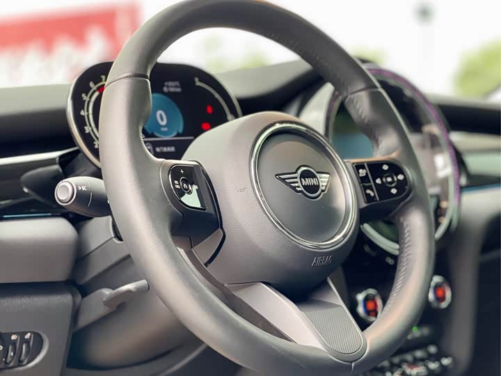 MINI Hatch — фото 14