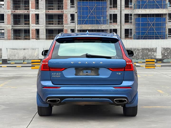Volvo XC60 2021 T 5 4 WD — фото 9