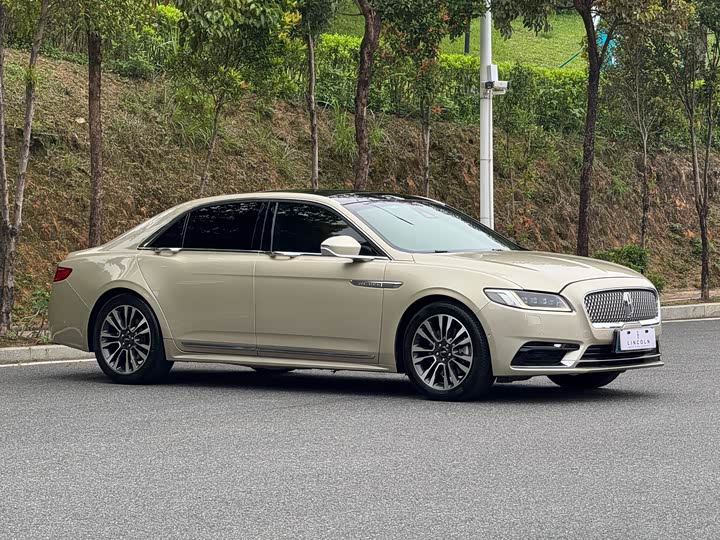Lincoln Continental — фото 3