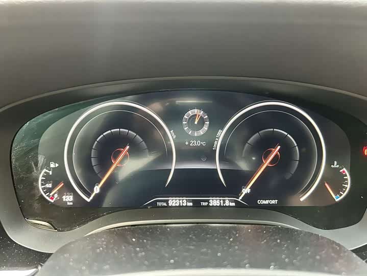 BMW 5-Series 2019 530 Li Leading M — фото 15