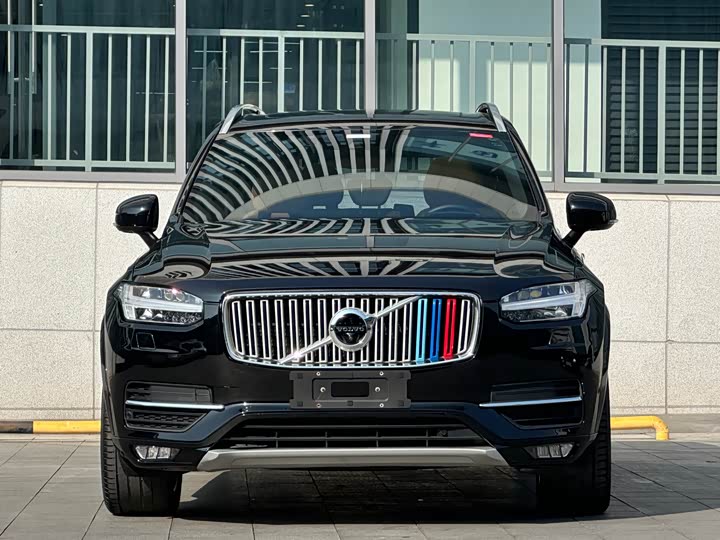 Volvo XC90 2018 T 6 7 — фото 2