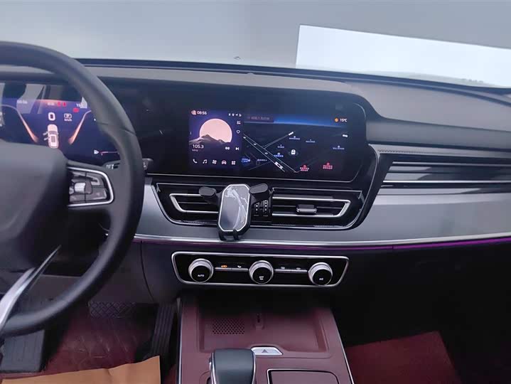 Hongqi HS5 2023 2.0 T Pro — фото 13