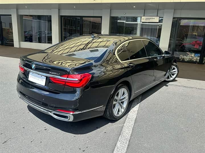 BMW 7 Series 730Li премиум — фото 2