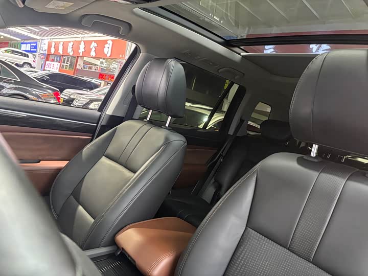 Trumpchi GS8 2017 320 T 2 WD （ ） — фото 12