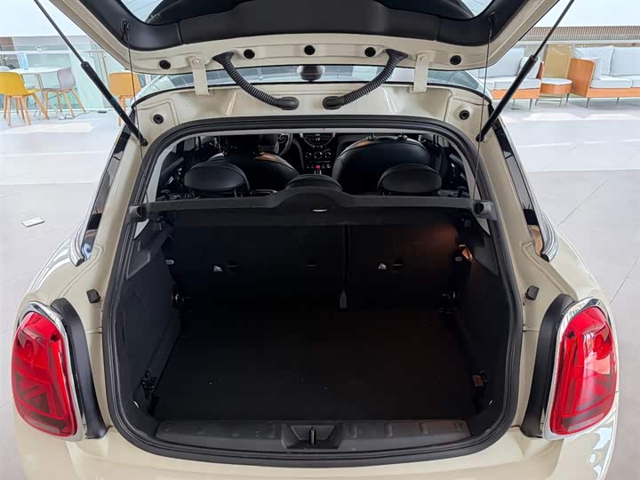 MINI Hatch — фото 13