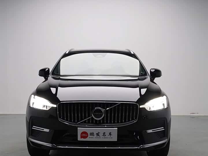 Volvo XC60 2024 B 5 4 WD — фото 2