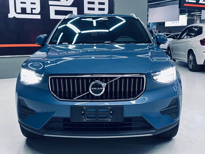 Volvo XC40 2023 B 3 — фото 7