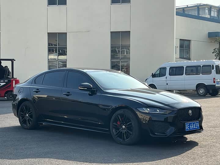Jaguar XEL 2024 2.0 T 250 PS R-DYNAMIC S — фото 3