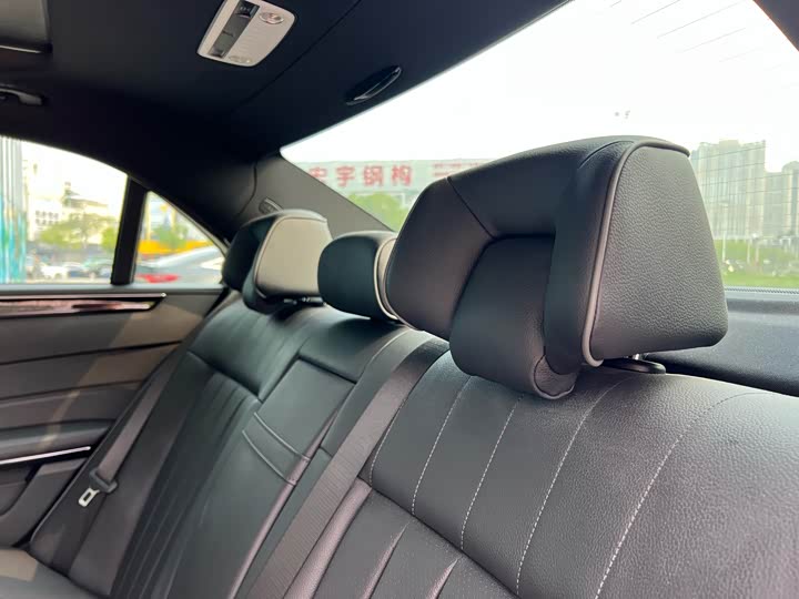 Mercedes-Benz E-Class 2015 E 260 L Sport — фото 41