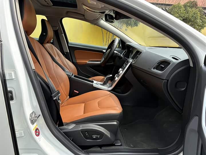 Volvo S60 2017 S 60 L T 4 — фото 4