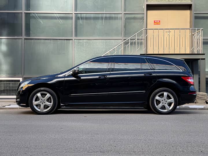 Mercedes-Benz R-Class 2015 R 400 4 MATIC — фото 3