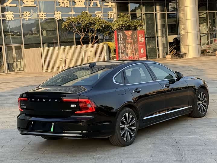 Volvo S90 Hybrid 2022 T 8 E Hybrid — фото 11