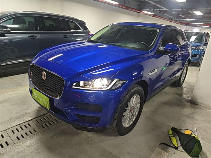 Jaguar F-PACE 2018 2.0 T 4 WD — фото 1