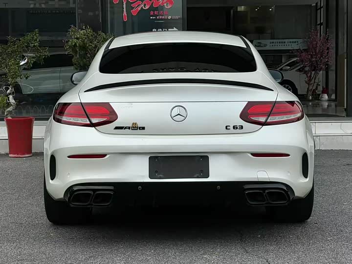 Mercedes-Benz C-Class 2019 AMG C 63 — фото 8