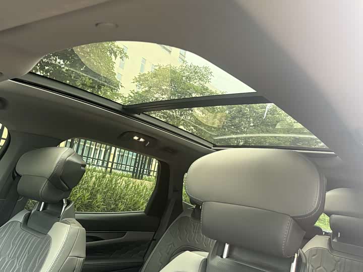 Ford Edge — фото 19