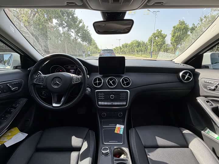 Mercedes-Benz GLA 2017 GLA 220 4 MATIC Luxury — фото 10