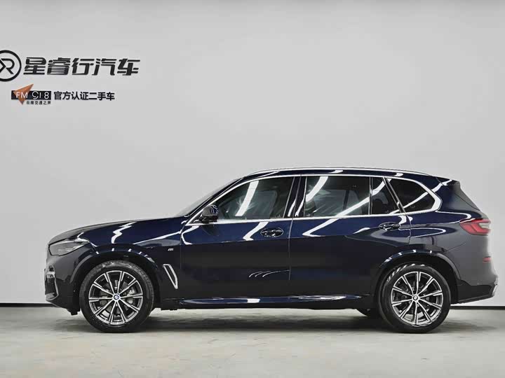 BMW X5 2022 x Drive 30 Li M — фото 25