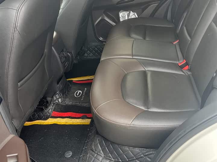 Trumpchi GS4 2017 235 T AT 2 WD — фото 5