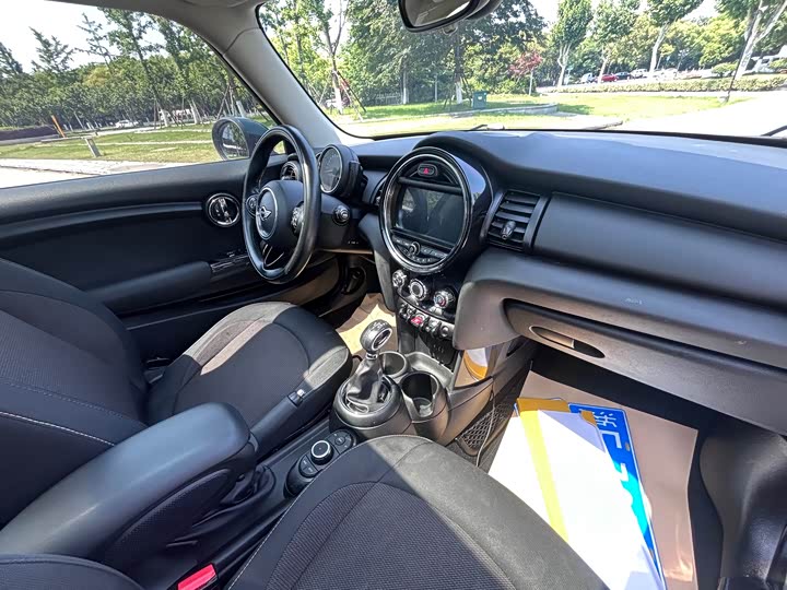 MINI Hatch — фото 18