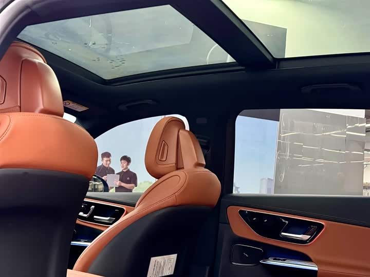 Mercedes-Benz GLC 2024 GLC 260 L 4 MATIC Luxury 5 — фото 12