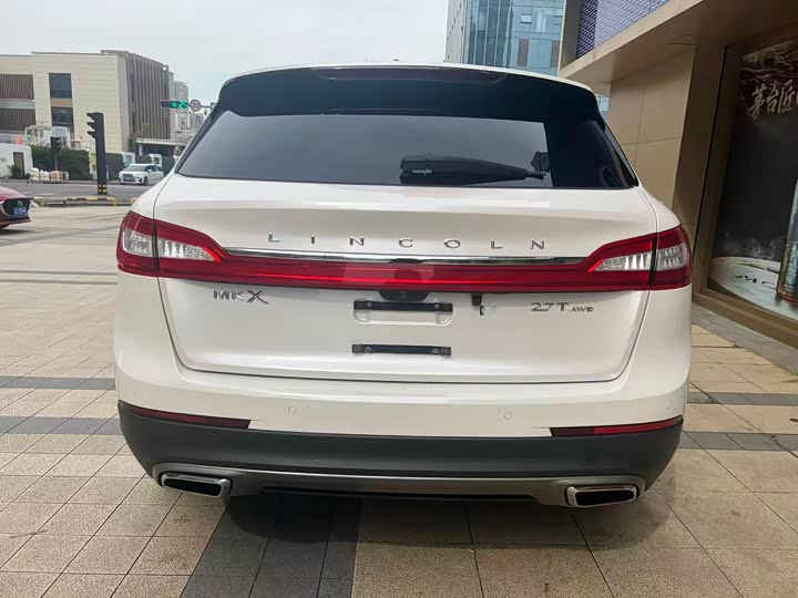 Lincoln MKX 2015 2.0 T 4 WD — фото 25